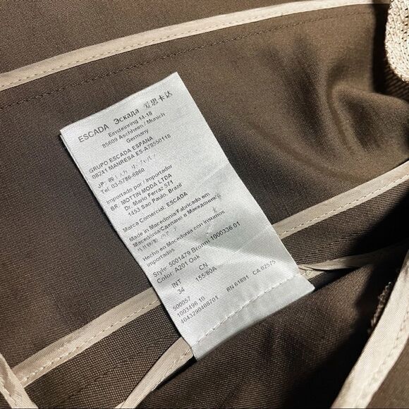 Escada Oak Virgin Wool Cropped Blazer - Picture 9 of 11